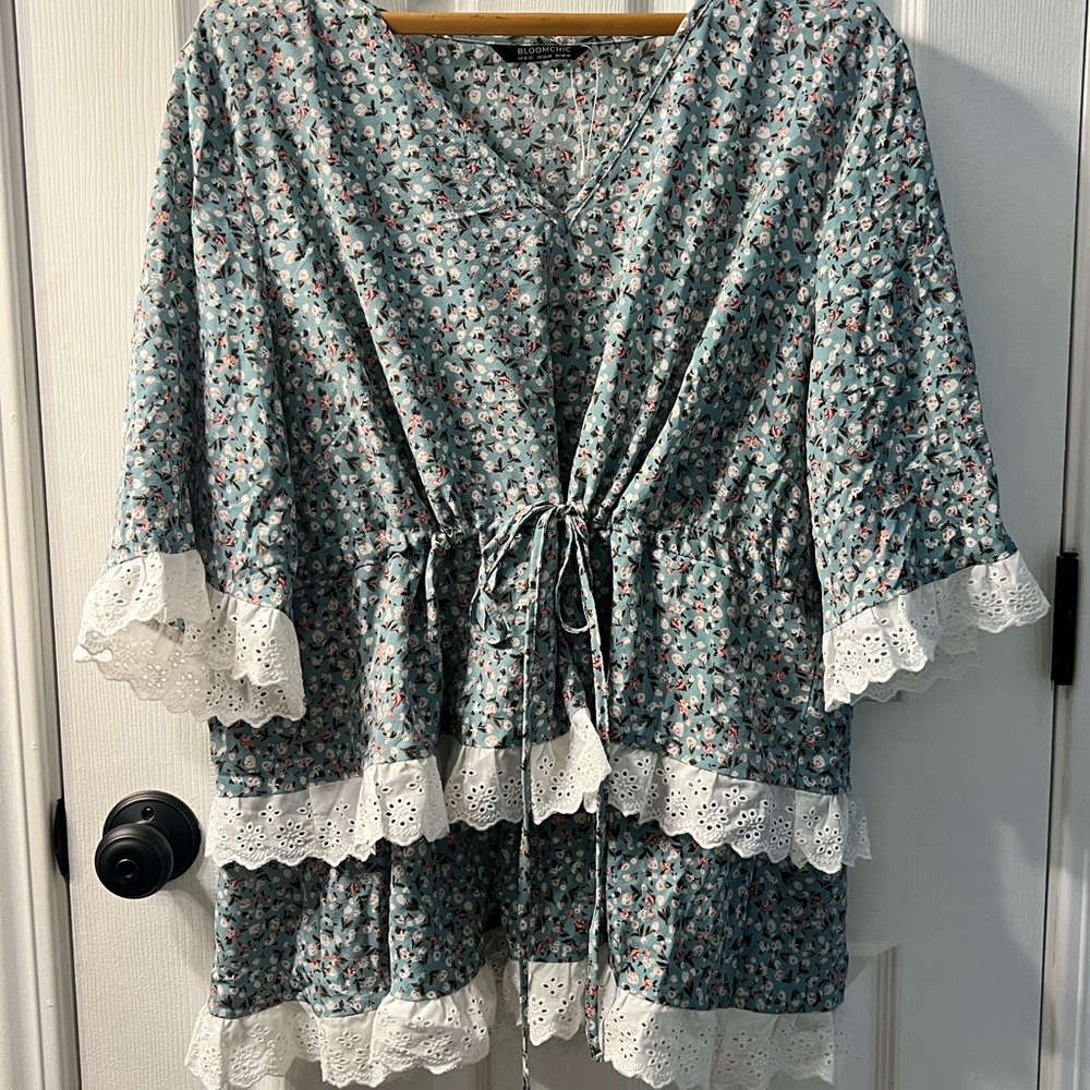 BloomChic Floral Blouse with Lace Trim